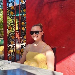 Meet your Posher, Lexie